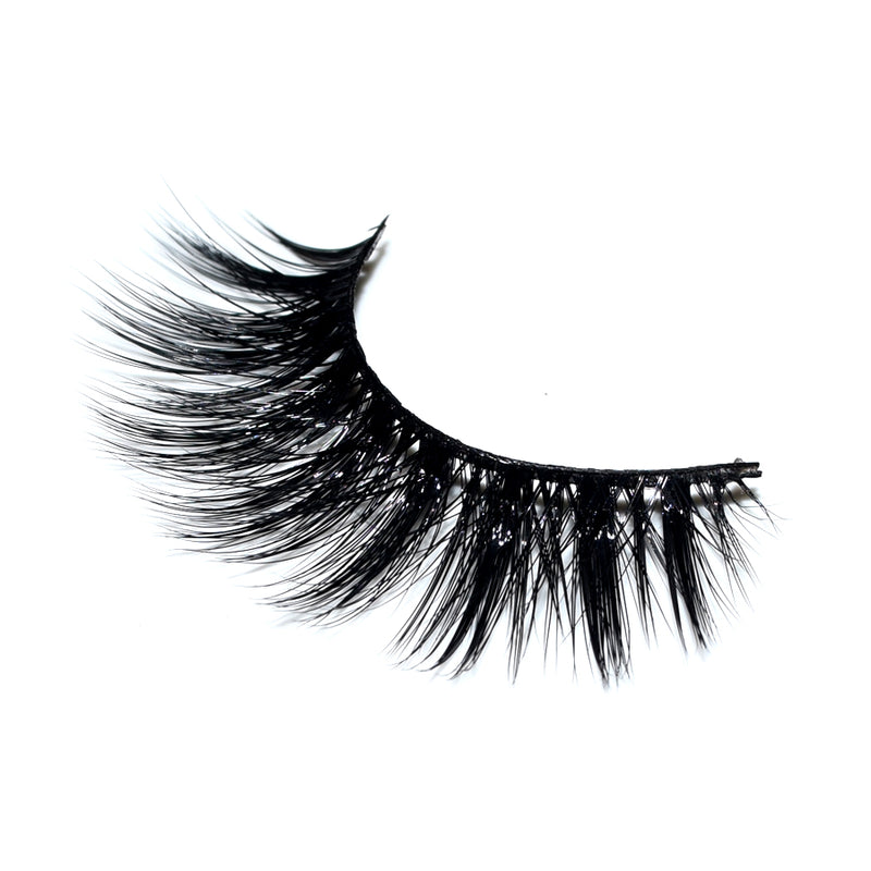 The Luxurious lash